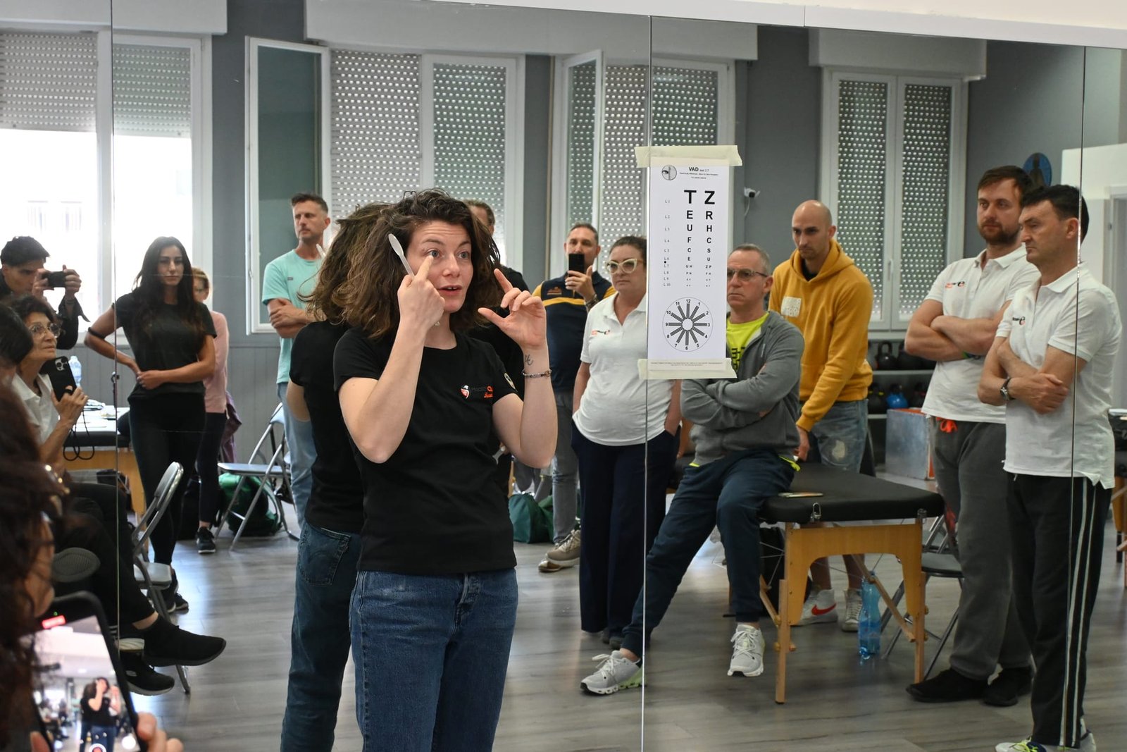 Docente HealthClub durante demo pratica del metodo